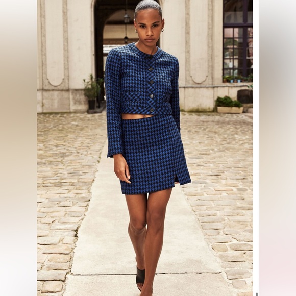 SET! NWT- DYNAMITE Shauna Cropped Button Blazer and Skirt - Picture 9 of 15